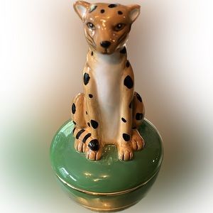 leopard atop ceramic trinket box w/lid-gold metallic details-NWT